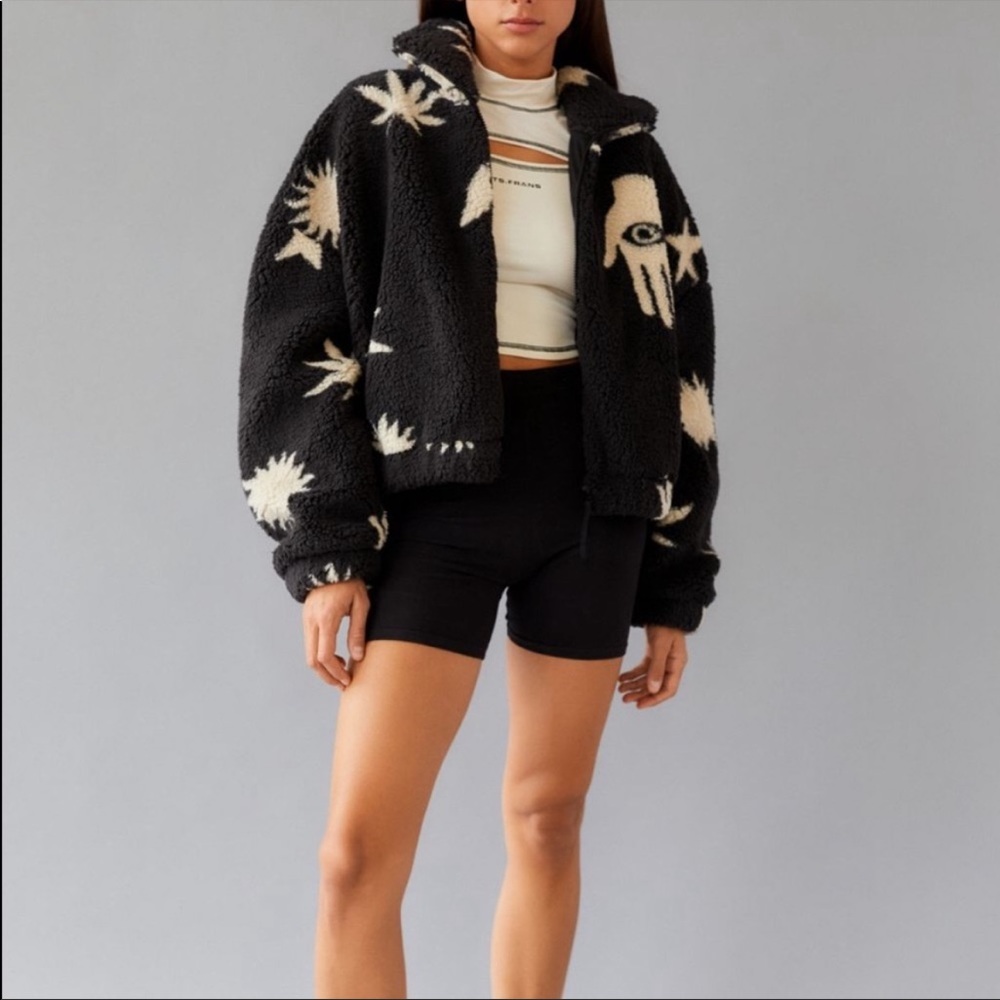 UO Evil Eye Hand Star Leaf Olivia Sherpa Jacket - Picture 3 of 4